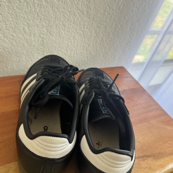 adidas Black & White Samba Leather Sneakers - Picture 4 of 5